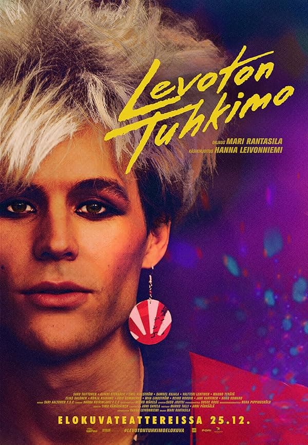 Levoton Tuhkimo juliste